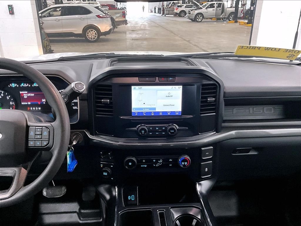 Used 2023 Oxford White Ford XL image 18