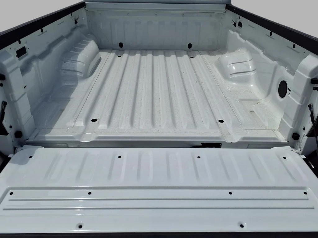 New 2026 Glacier White Nissan King Cab® S image 25