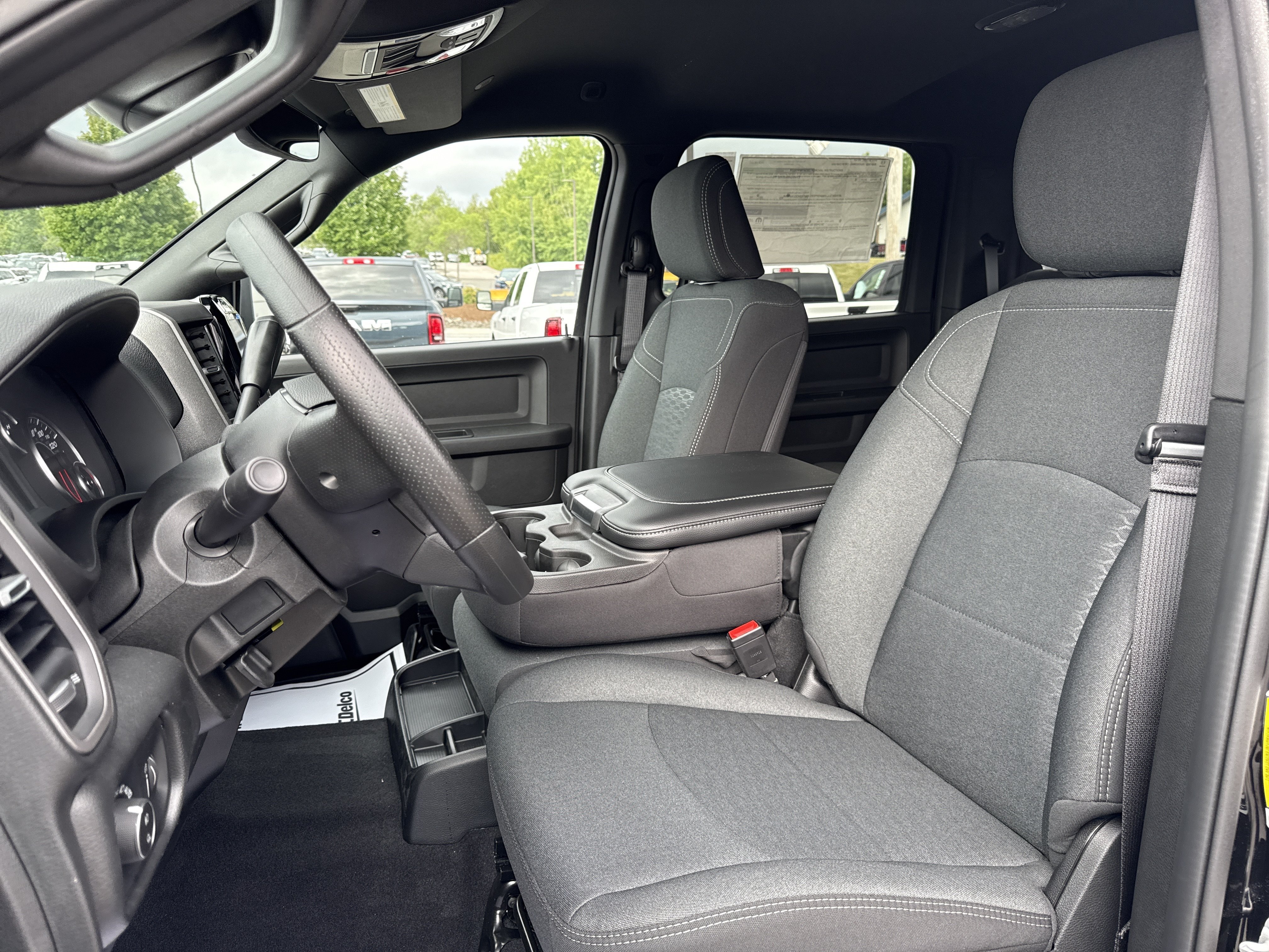 2026 RAM 2500 Tradesman - Photo 12