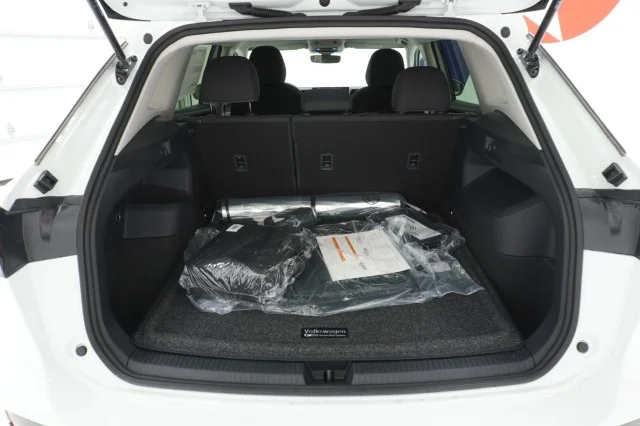 New 2026 Pure White Volkswagen S image 8