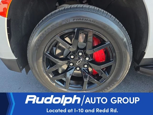 Used 2024 Pearl Chevrolet RST image 27