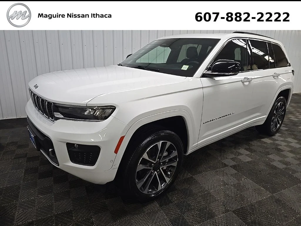 Used 2023 White Jeep Overland image 9