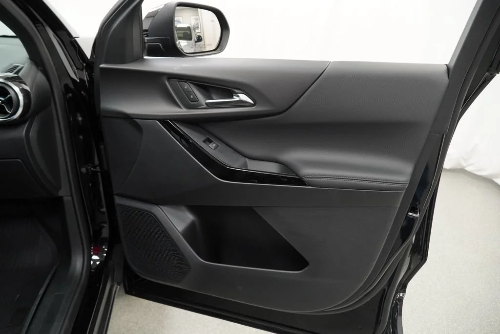New 2026 Mosaic Black Metallic Chevrolet LT image 26