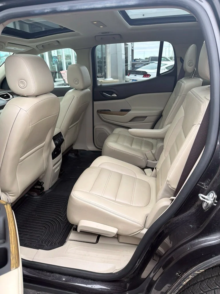 Used 2017 Silver GMC Denali image 6
