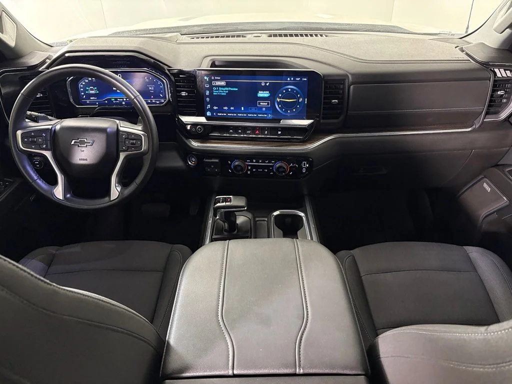 Used 2023 White Chevrolet RST image 31