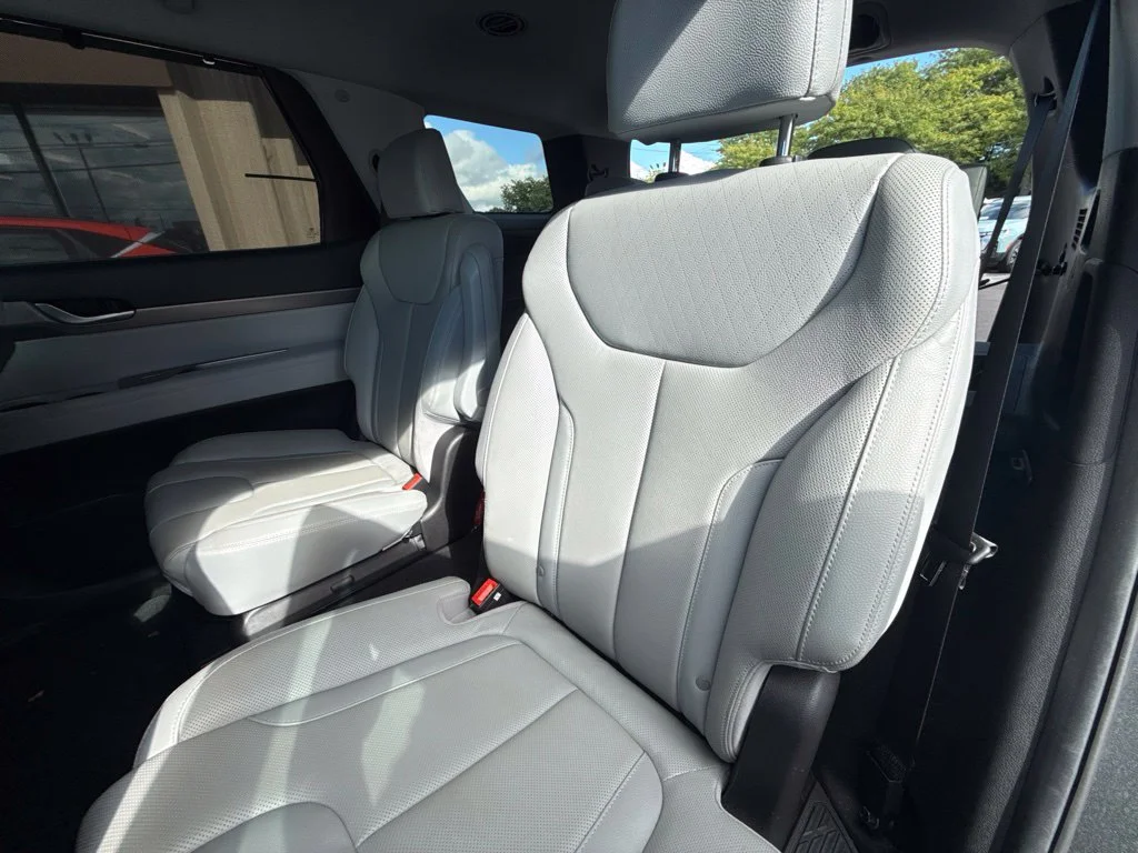 Used 2021 Green Hyundai SEL image 33