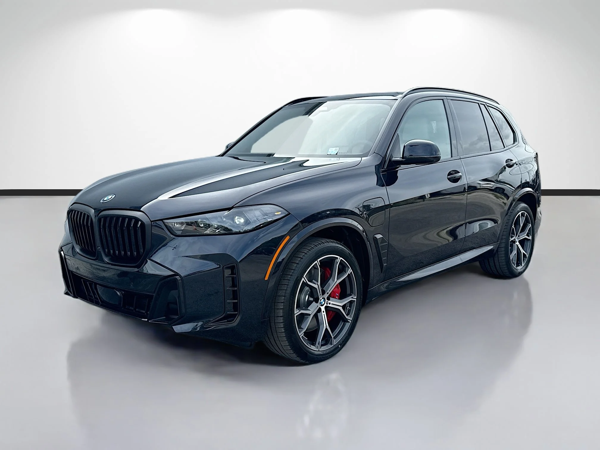 New 2026 Carbon Black Metallic BMW xDrive50e image 7