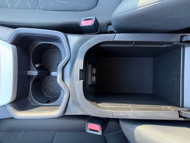 2023 Toyota RAV4 XLE - Photo 26