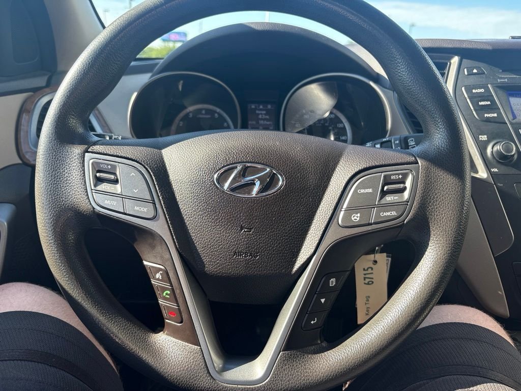 Used 2016 White Hyundai 2.4 Base image 12
