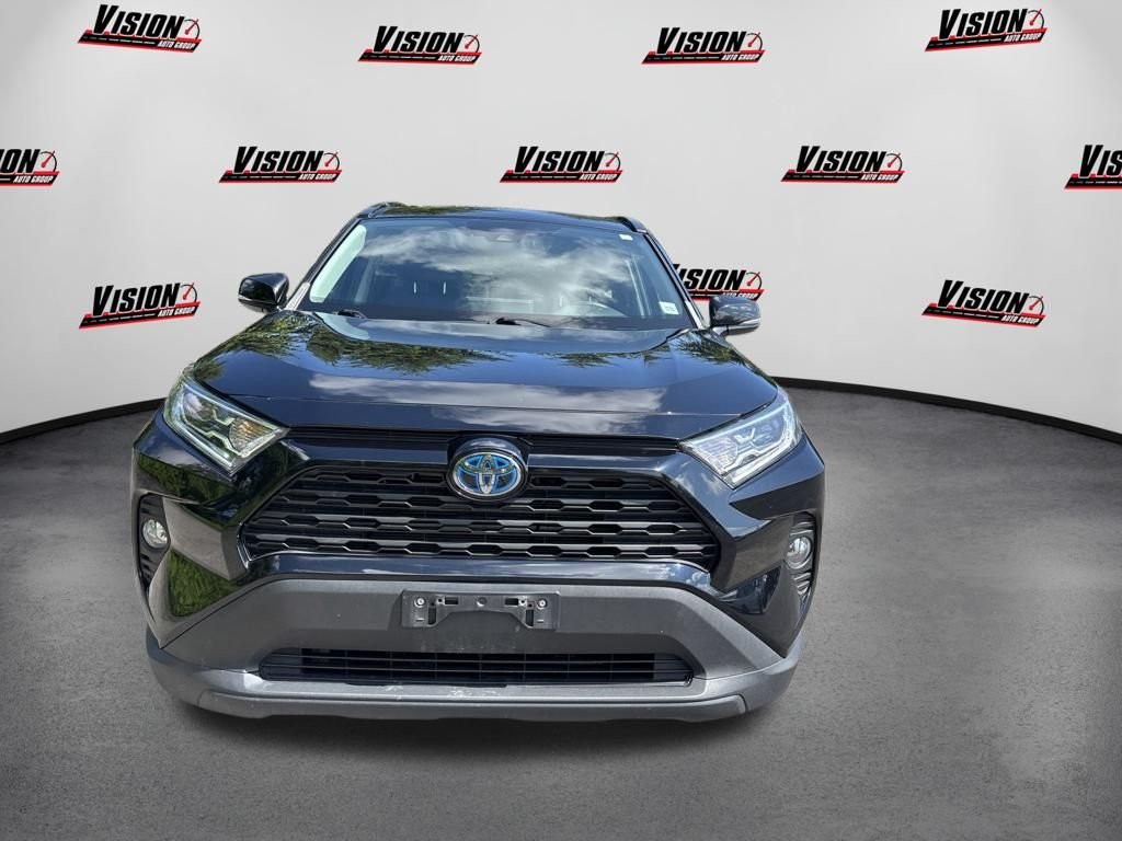 Used 2020 Black Toyota XLE image 2