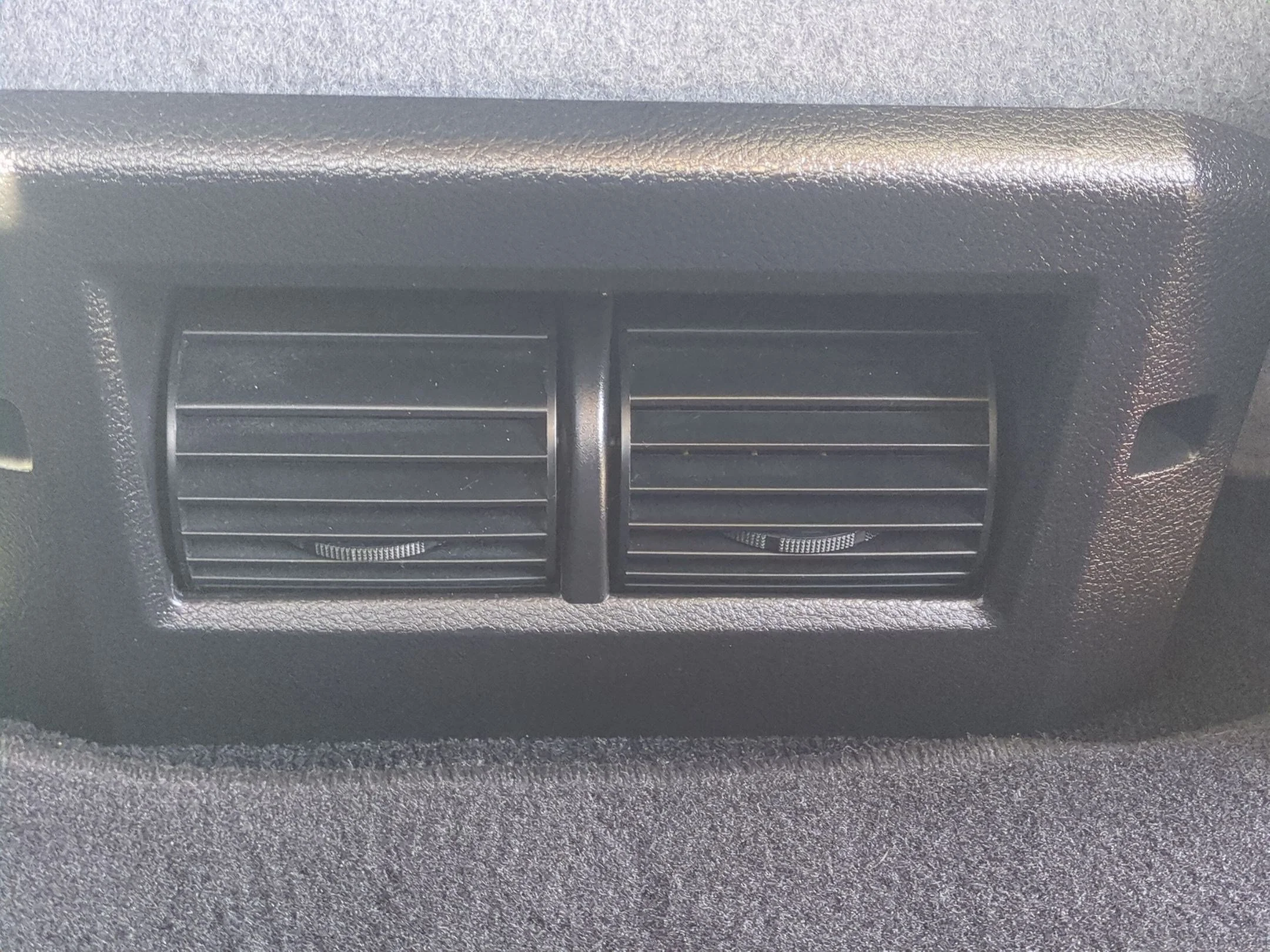 2015 RAM Ram 2500 Pickup Tradesman - Photo 27