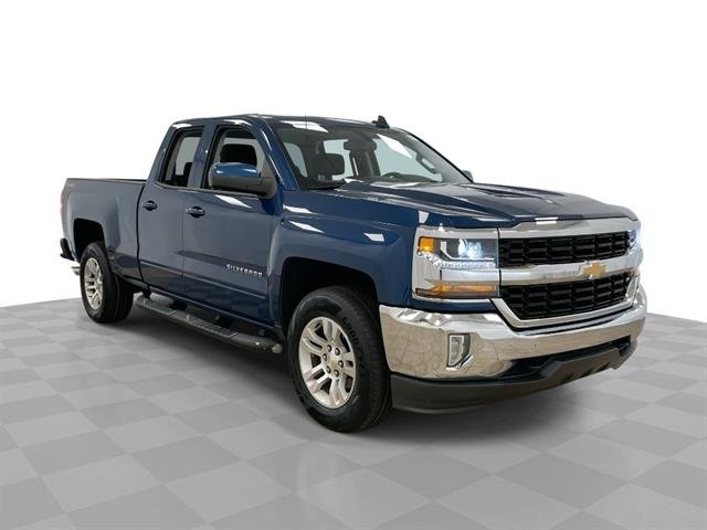 DEEP OCEAN BLUE METALLIC 2017 Chevrolet Silverado 1500 LT Double Cab 4WD Pickup Truck Four-Wheel Drive
