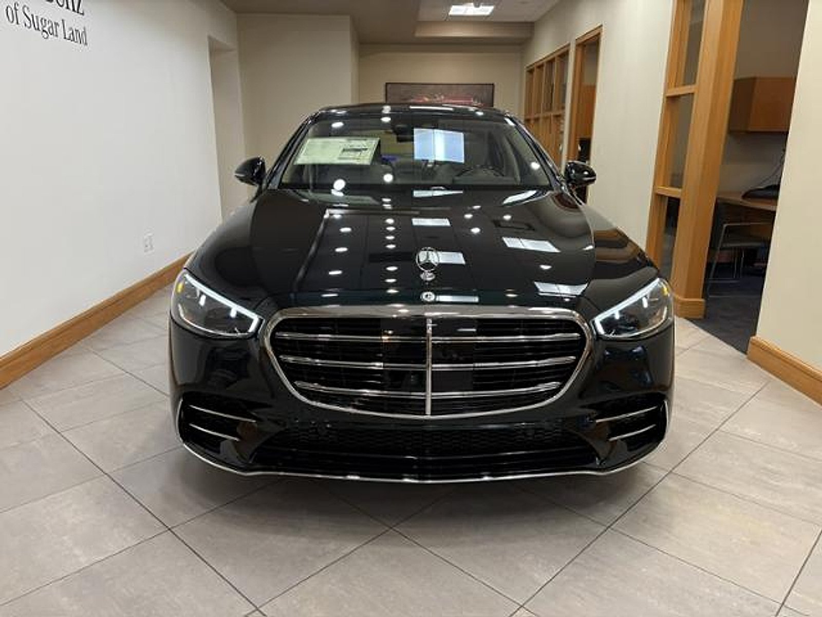 New 2026 Emerald Green Metallic Mercedes-Benz 4MATIC® image 2