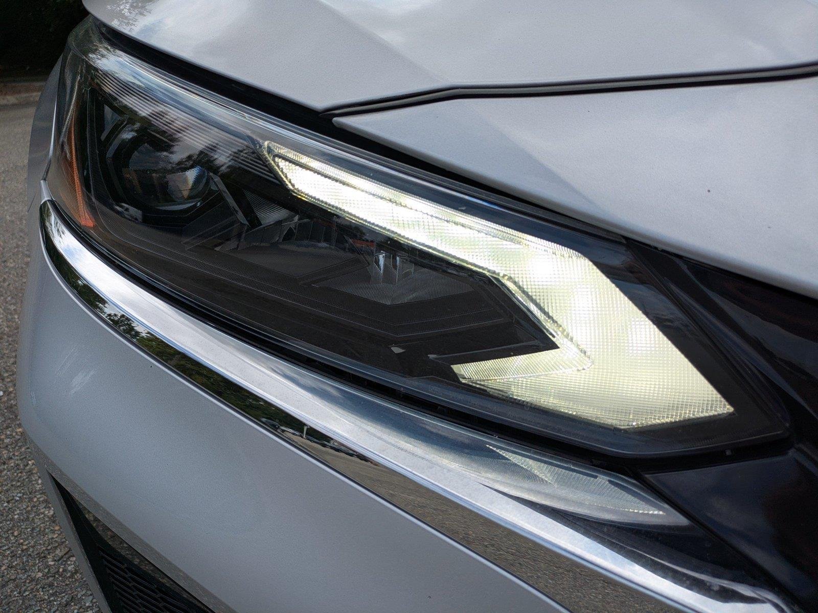 Used 2023 Brilliant Silver Metallic Nissan 2.5 SV image 10