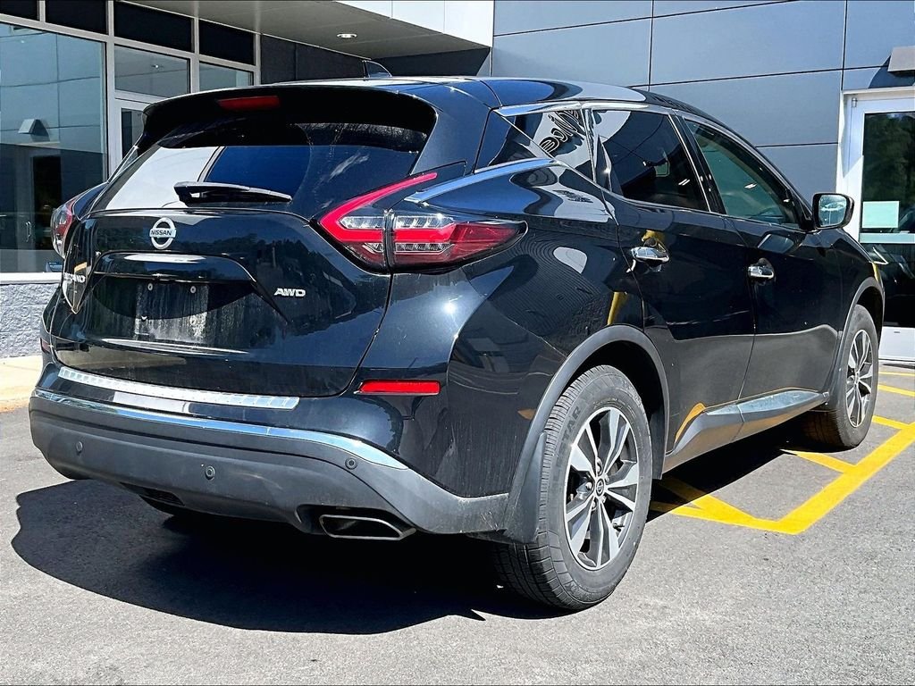 Used 2021 Black Nissan S image 4