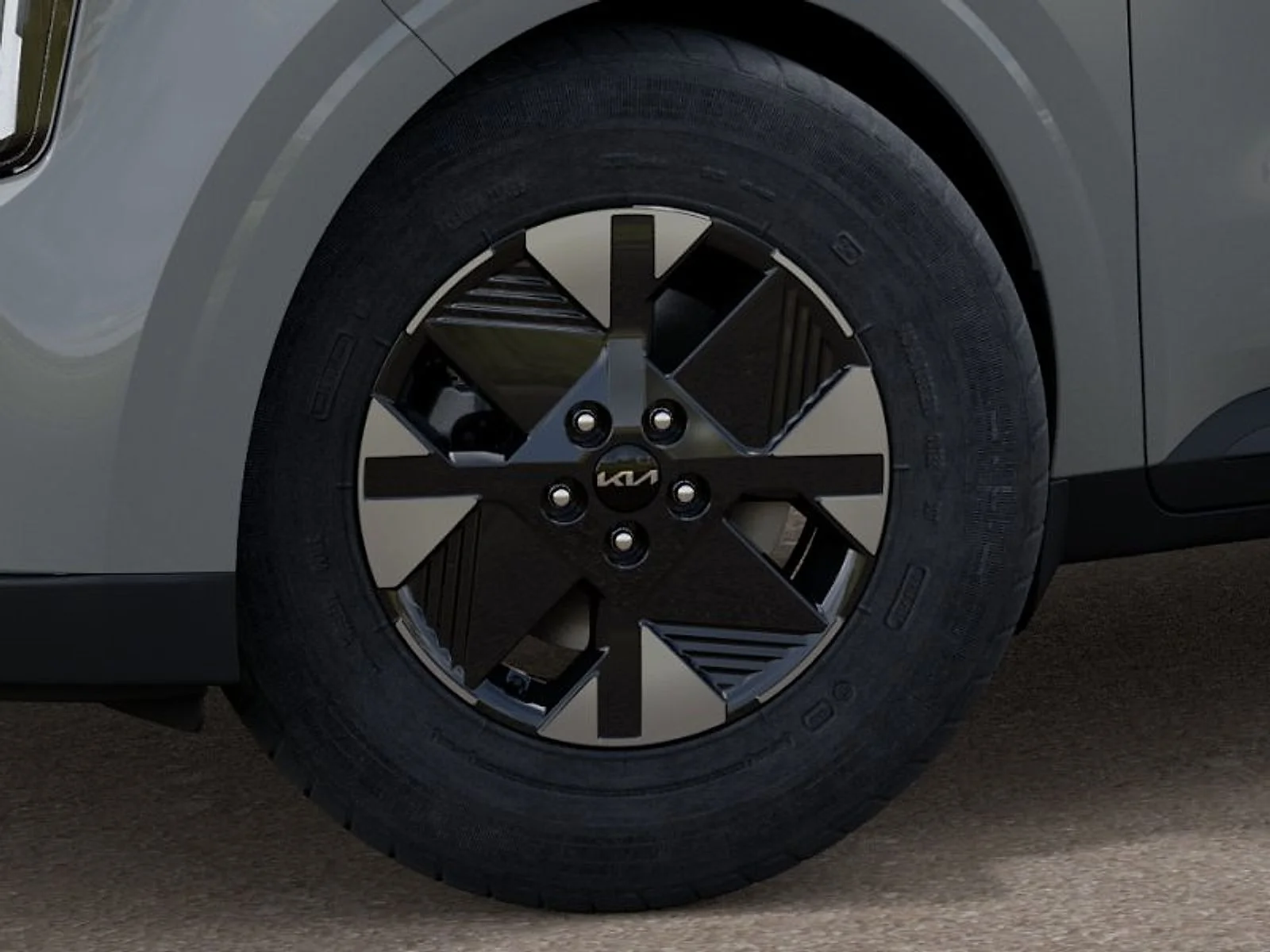New 2027 Silver Kia LXS image 10