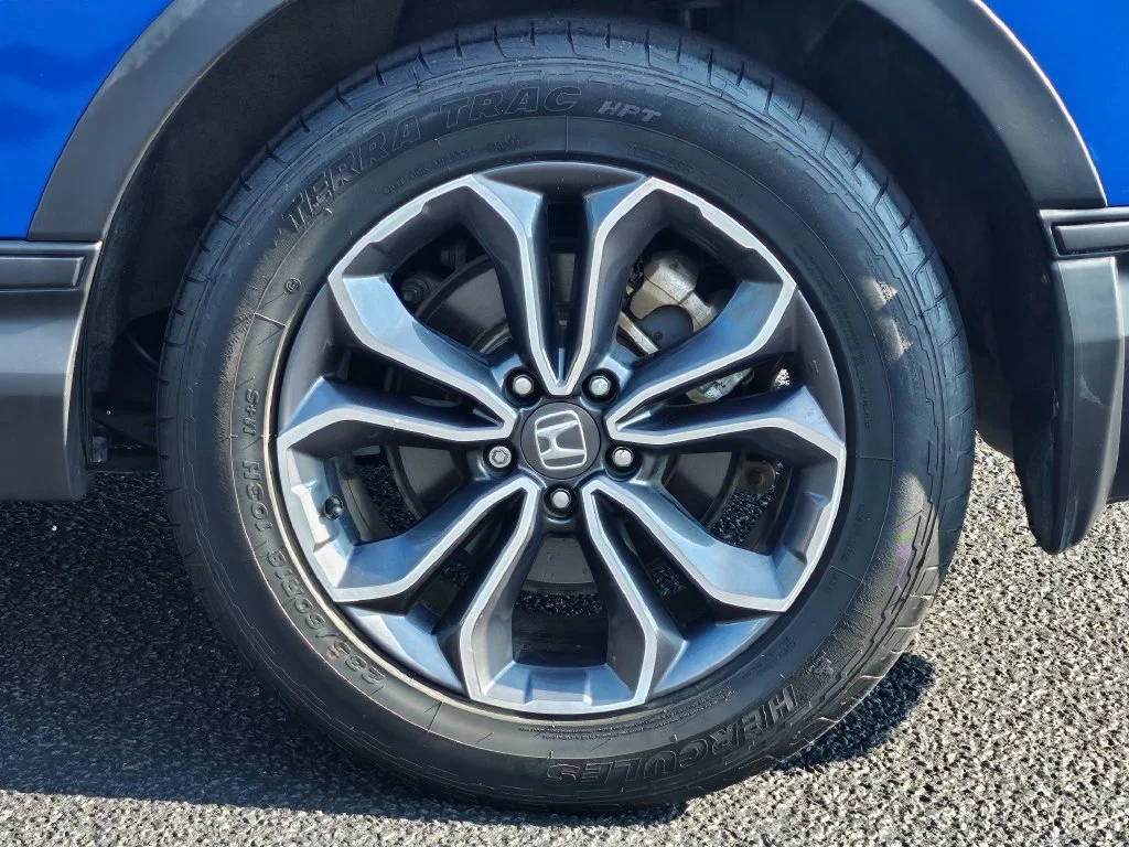 Certified Used 2021 Blue Honda EX image 19