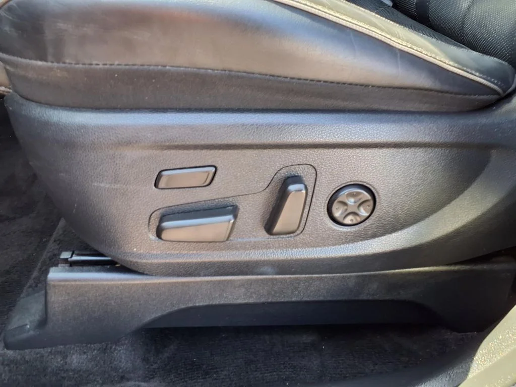 Used 2020 Gray Hyundai Limited image 23