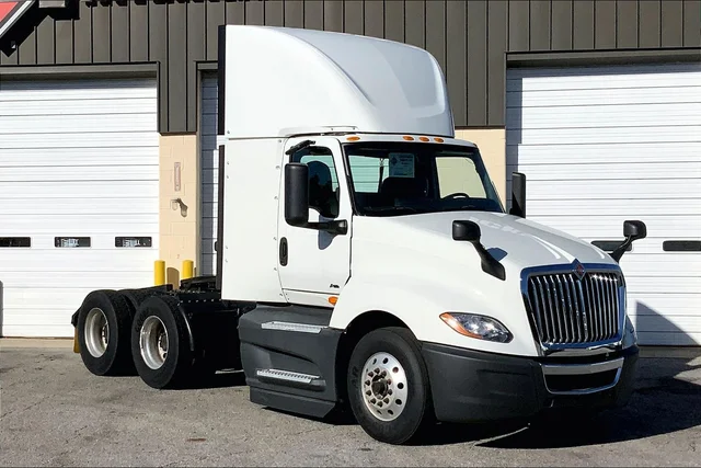 Pre-Owned 2021 International LT625 6x4 Day Cab