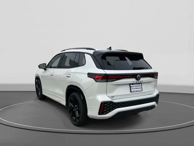 2026 Volkswagen Tiguan photo 3