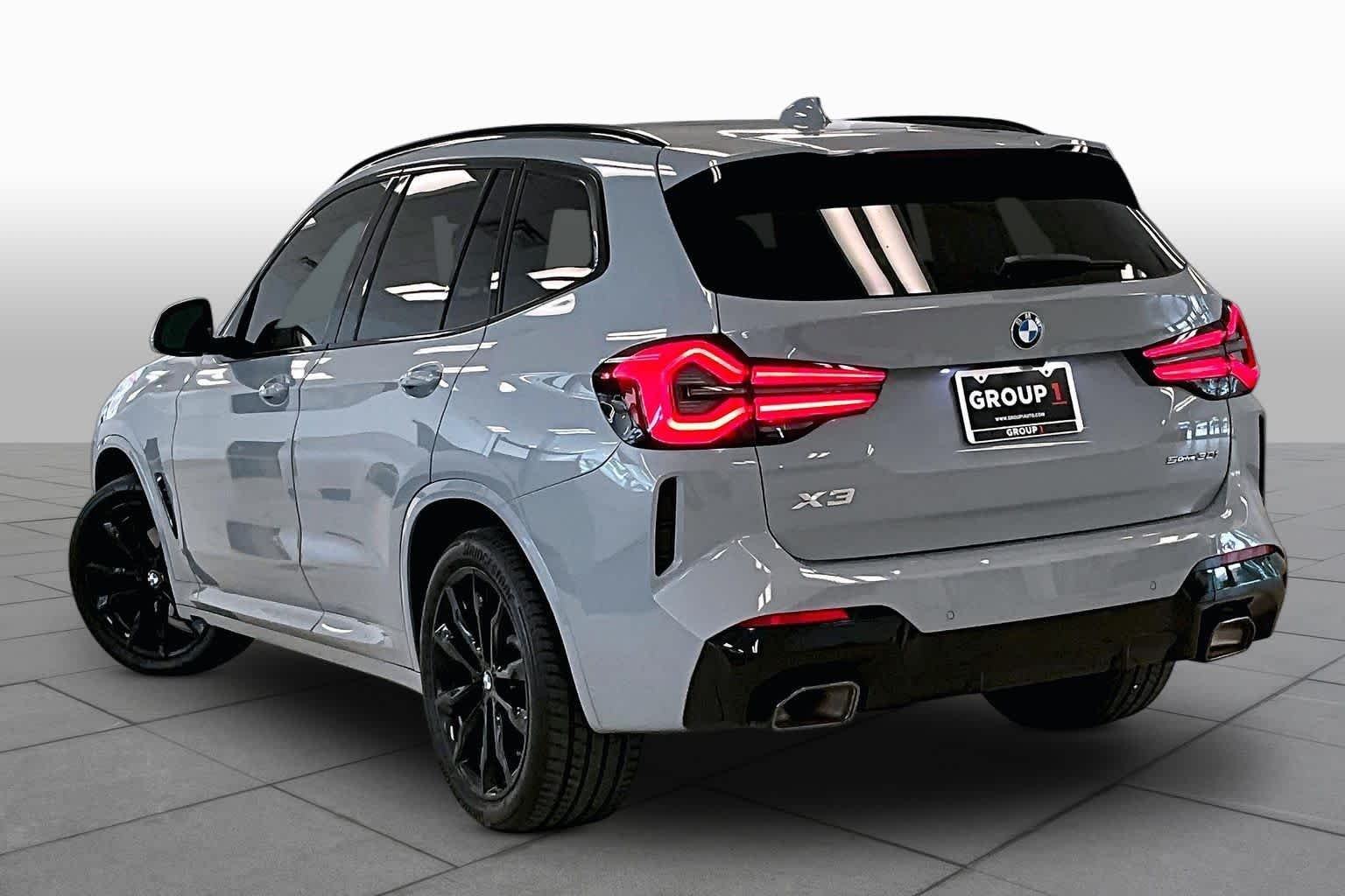 Used 2023 Brooklyn Grey Metallic BMW sDrive30i image 11