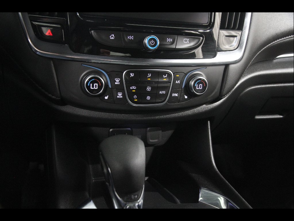 2023 Chevrolet Traverse 1LT - Photo 14