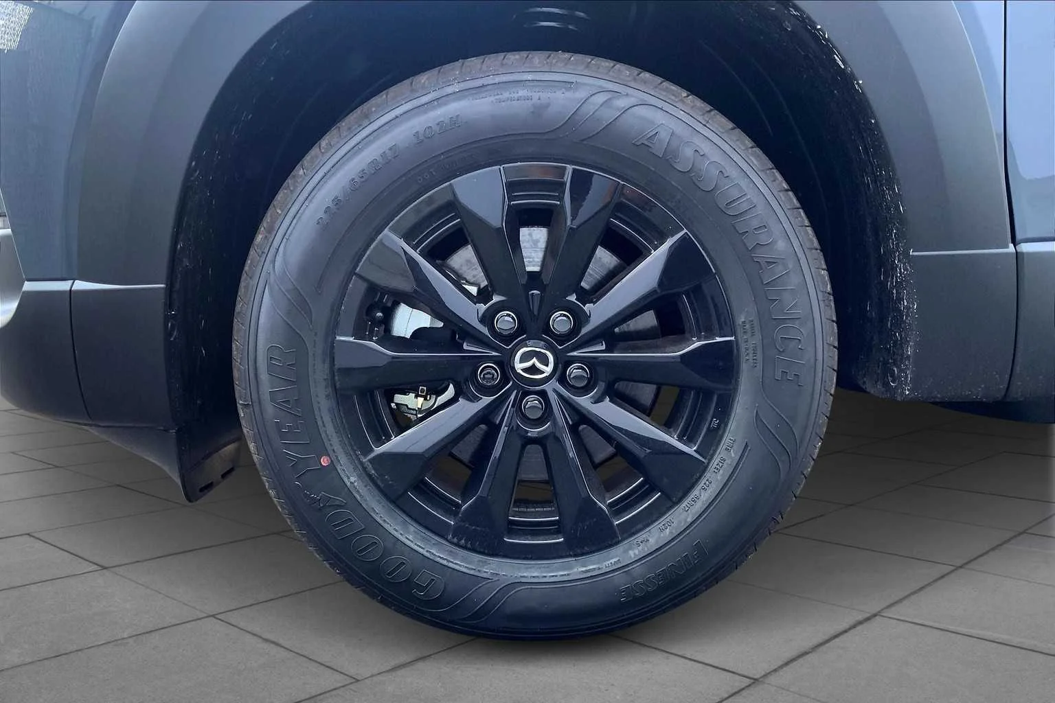 Certified Used 2025 Polymetal Gray Metallic Mazda Premium Package image 17