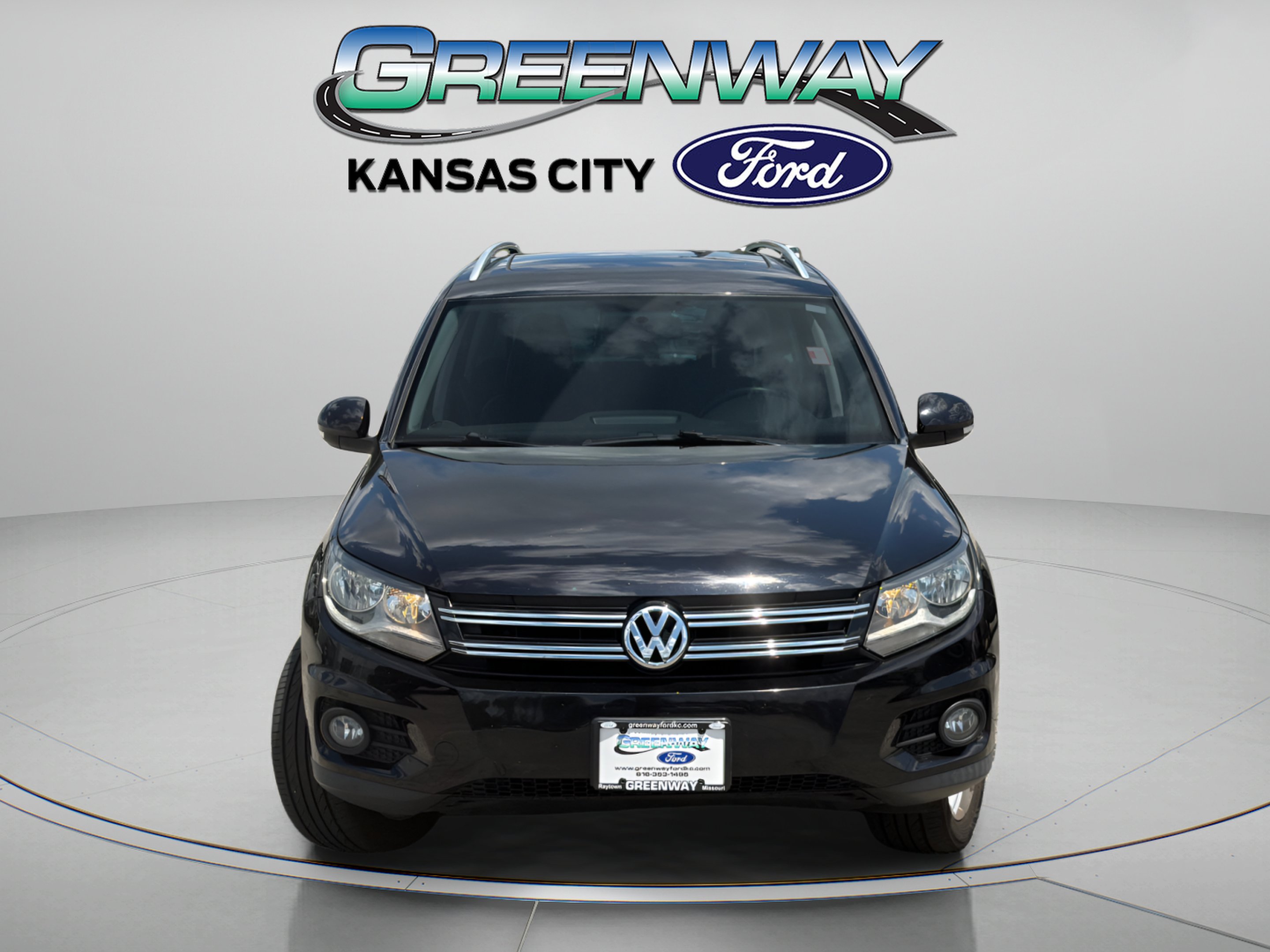 Used 2015 Volkswagen Tiguan SEL with VIN WVGBV7AX2FW509166 for sale in Kansas City