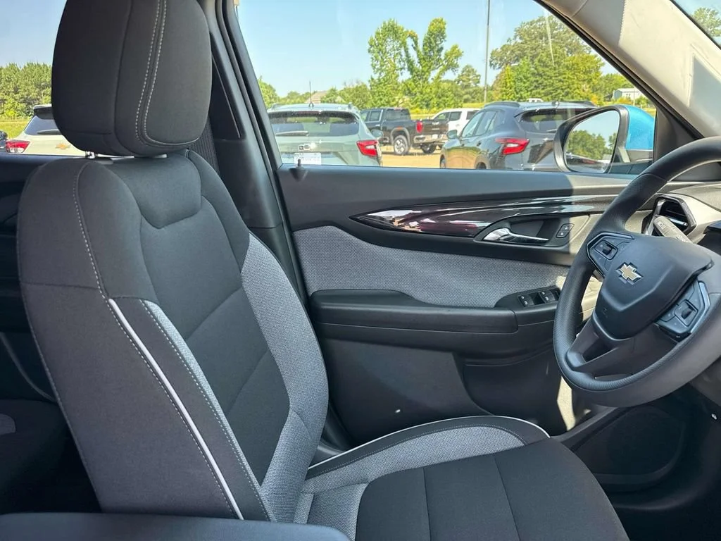 New 2026 Marina Blue Metallic Chevrolet LT image 15