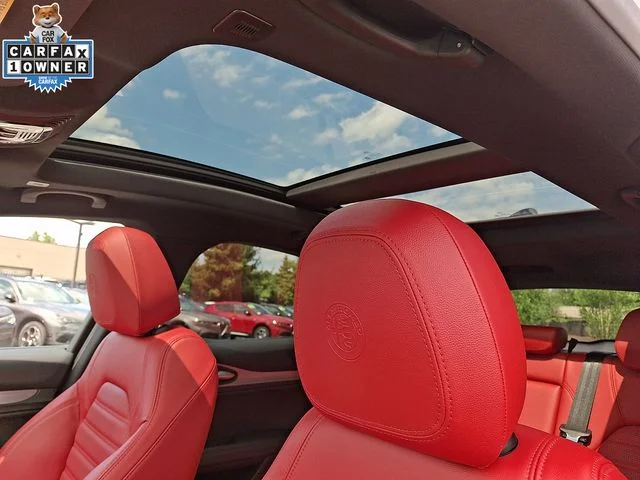Used 2025 White Alfa Romeo Veloce image 17