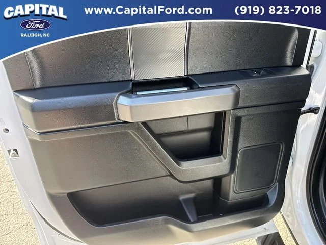 Used 2020 White Ford XLT image 17