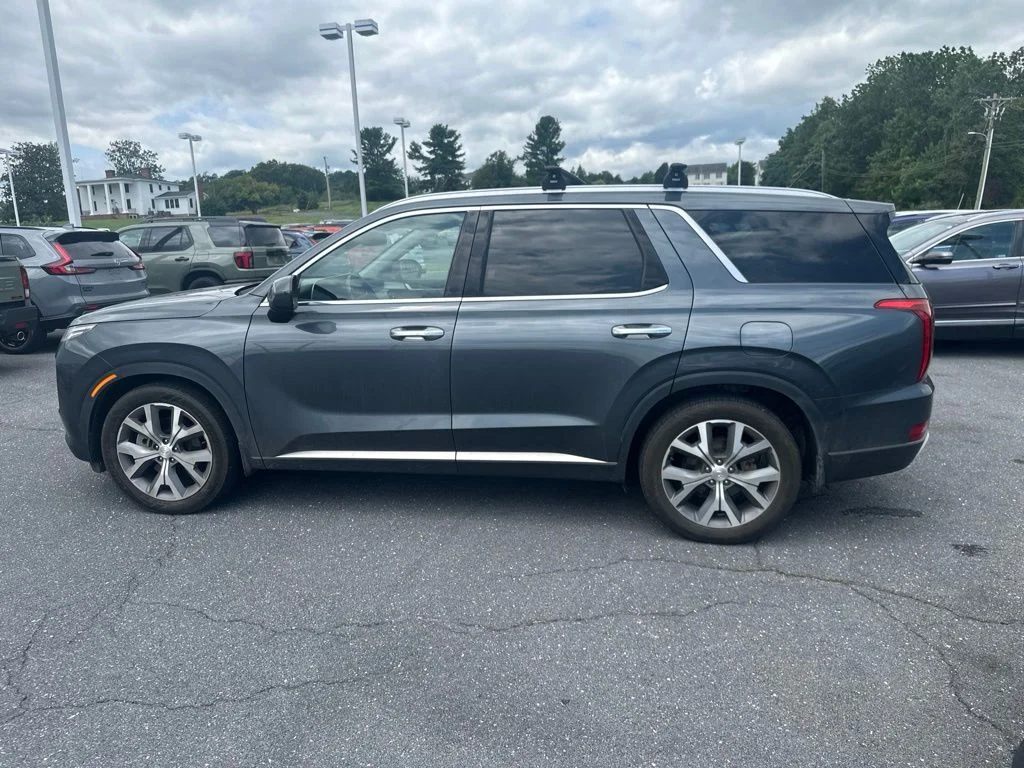 Used 2020 Graphite Hyundai SEL image 8