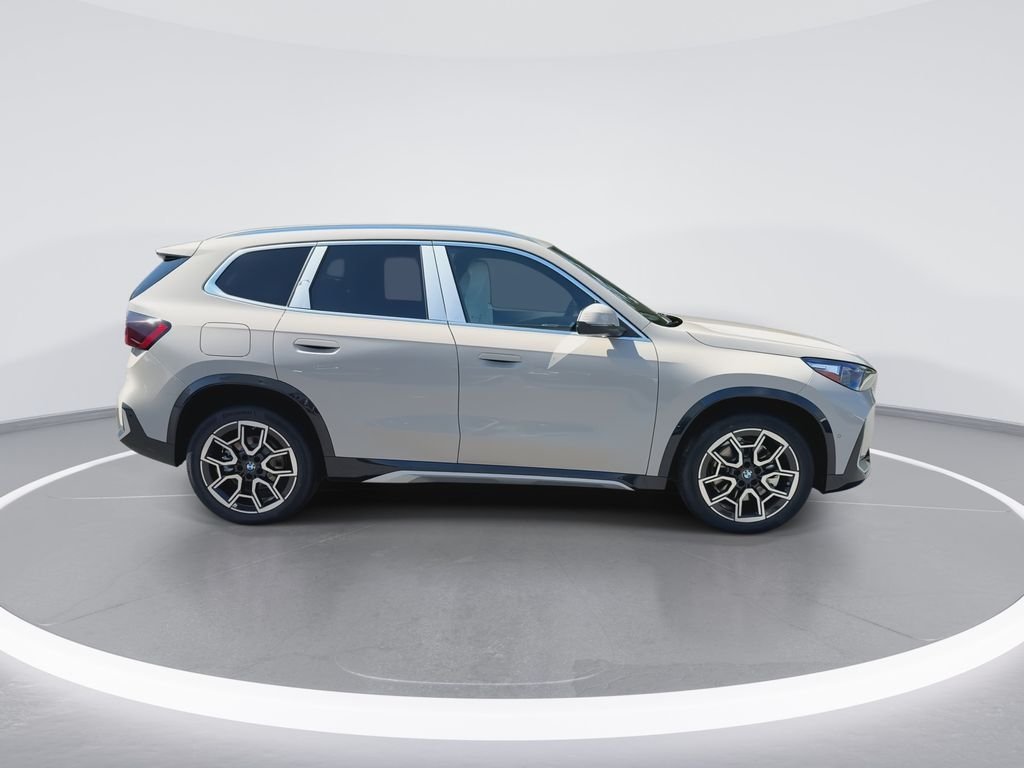 New 2027  BMW xDrive28i image 9