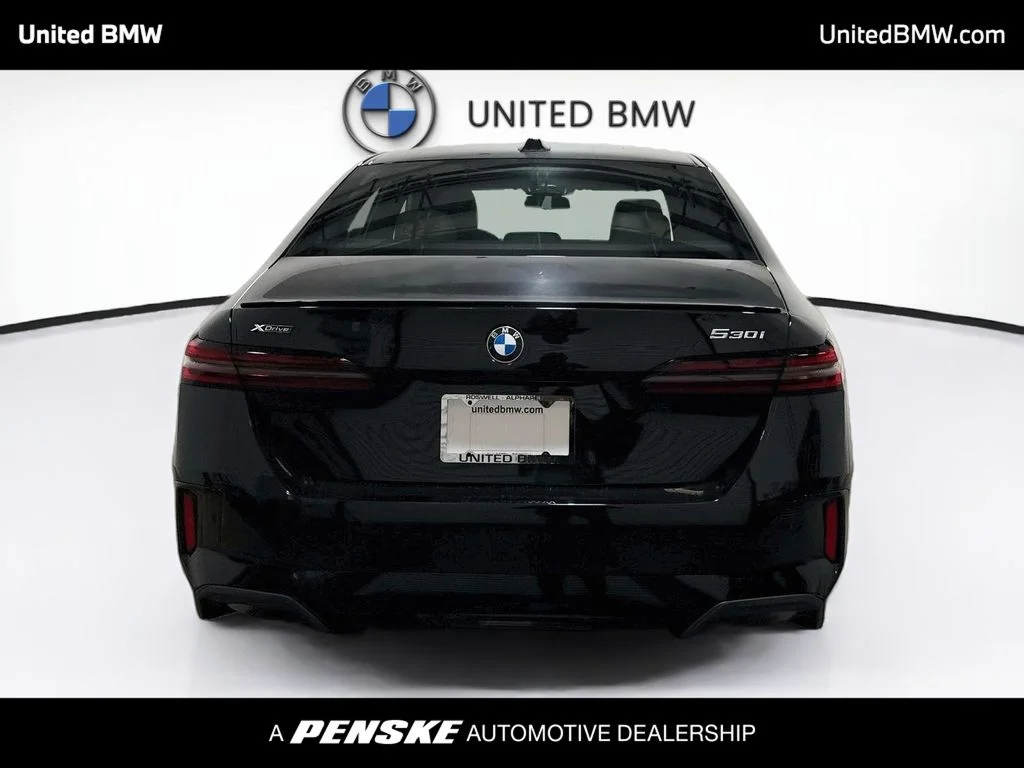 New 2027 Black Sapphire Metallic BMW 530i xDrive image 6