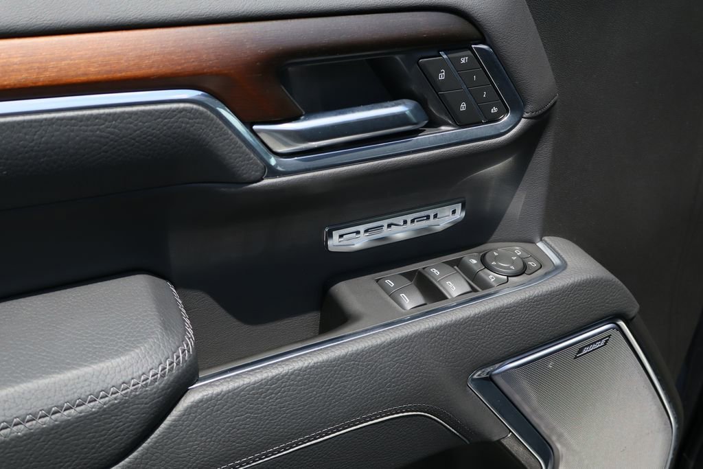 Used 2025 Titanium Rush Metallic GMC Denali image 21