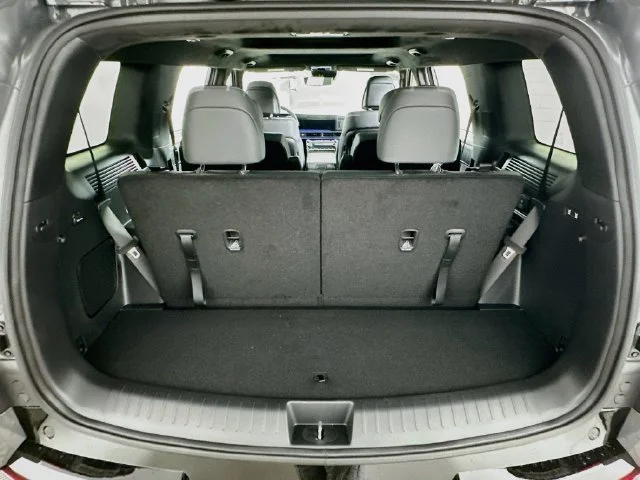 New 2027 Gray Hyundai Calligraphy image 23