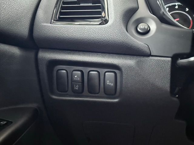 2025 Mitsubishi Outlander Sport SE - Photo 34