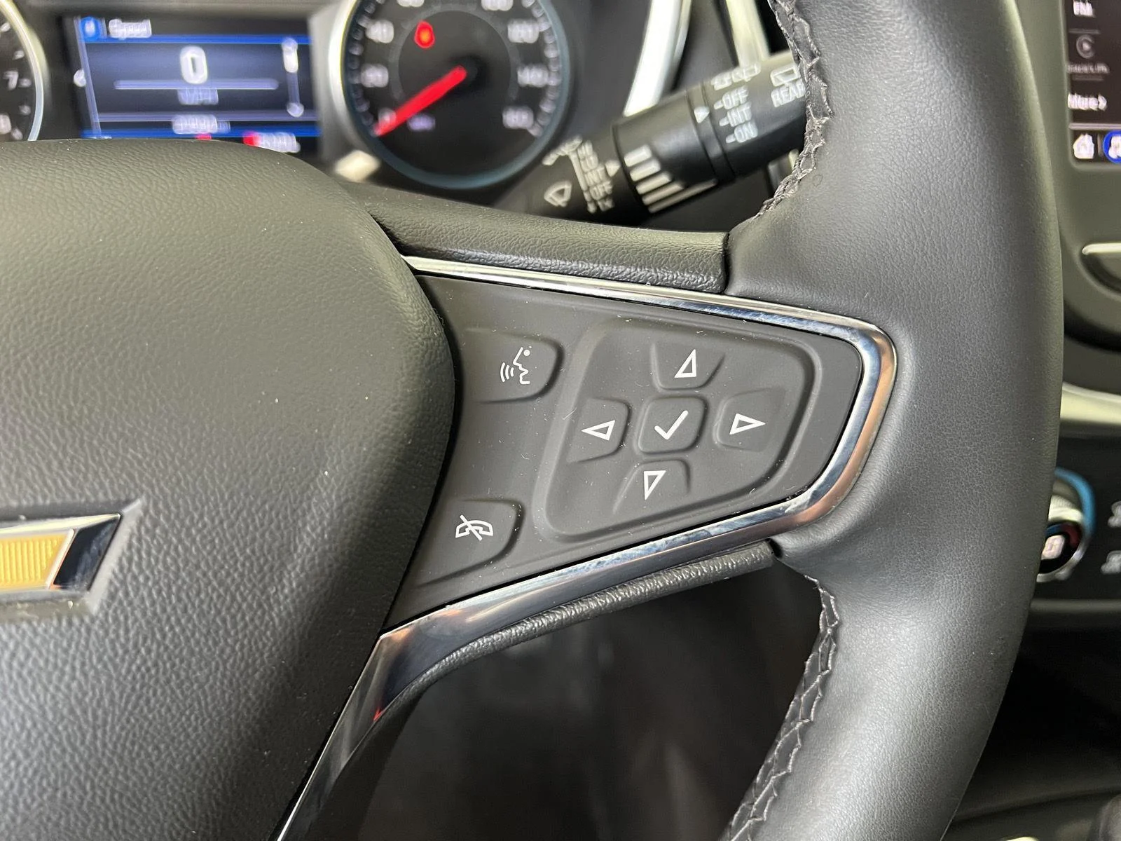 Used 2024 Riptide Blue Metallic Chevrolet LT image 10