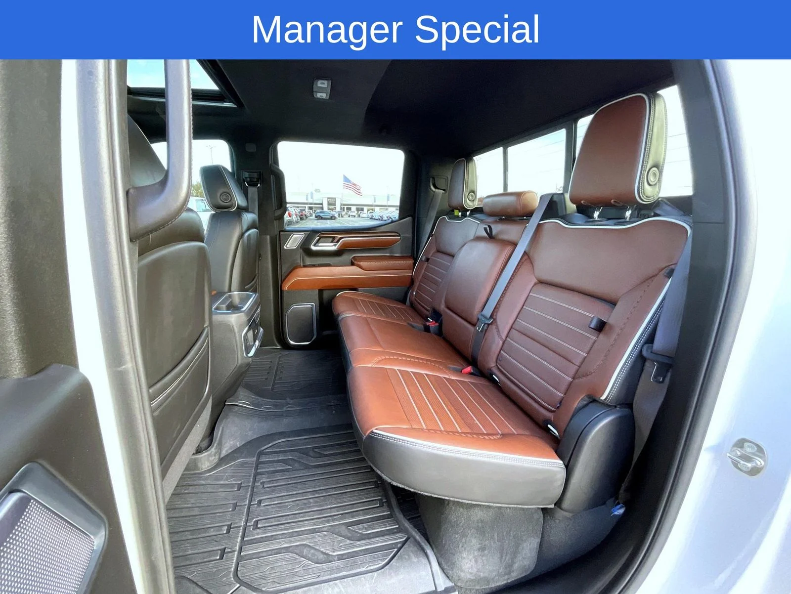 Used 2024 White GMC Denali Ultimate image 20