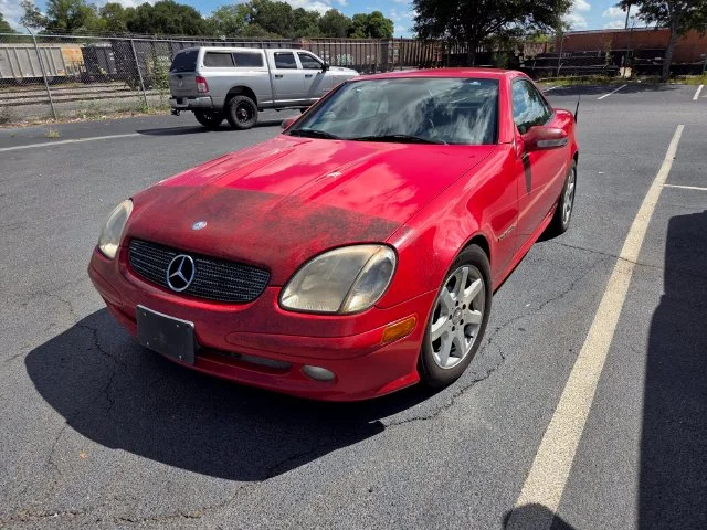 Used 2001  Mercedes-Benz SLK 230 image 9