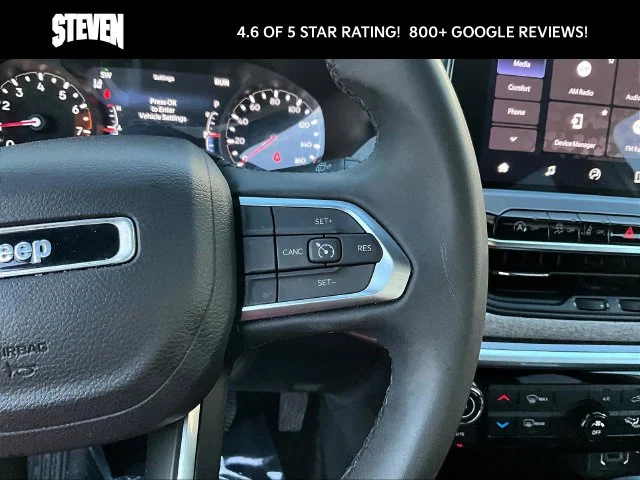 Used 2024 Silver Jeep Latitude image 15