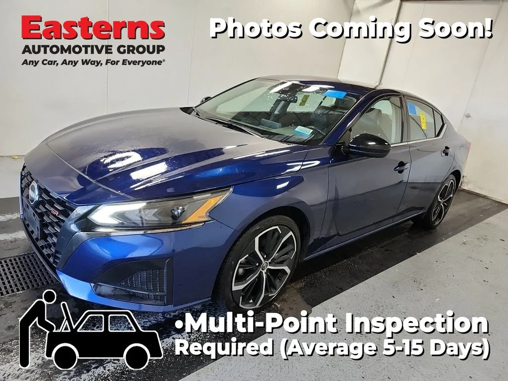 Used 2023 Blue Nissan 2.5 SR image 1