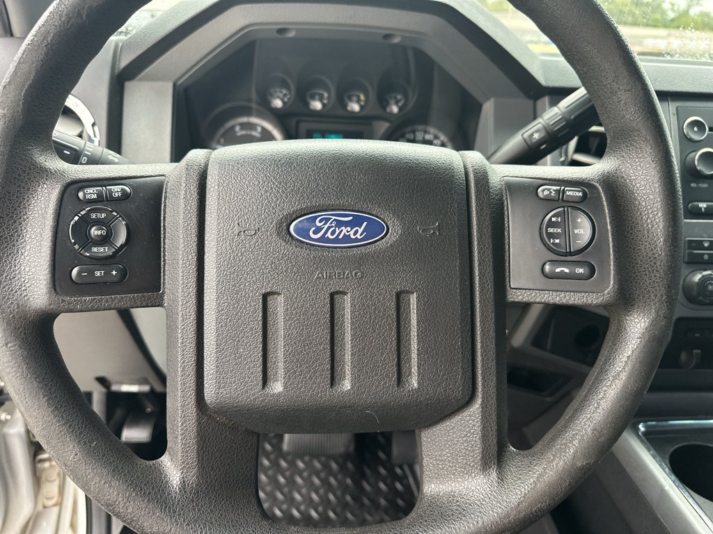 Used 2013 Ingot Silver Metallic Ford XLT image 16