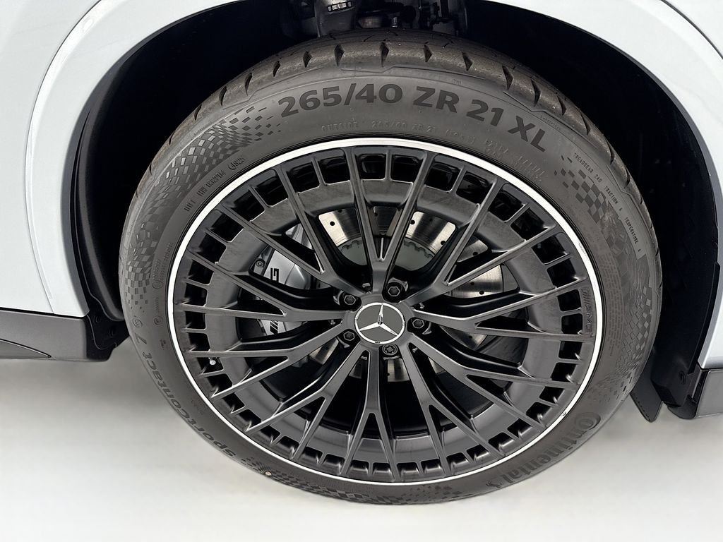 New 2026 Cirrus Silver Metallic Mercedes-Benz GLC 43 AMG® image 32