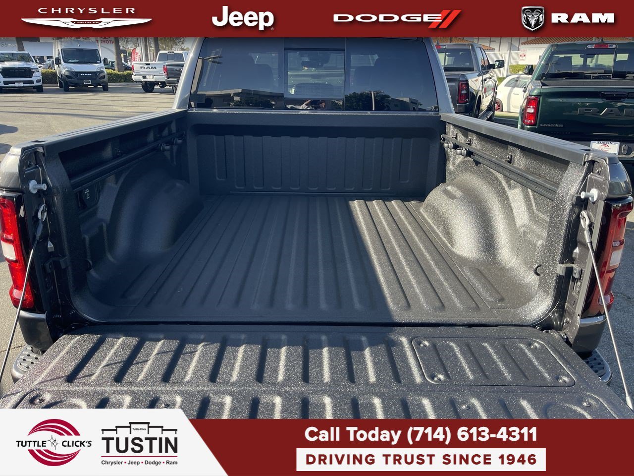 New 2026 Granite Crystal Metallic Clear-Coat Exterior Paint RAM Laramie image 24