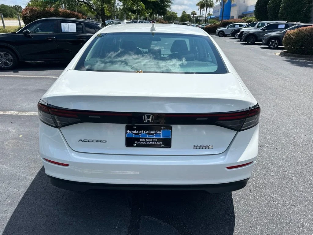 2023 Honda Accord EX - Photo 4