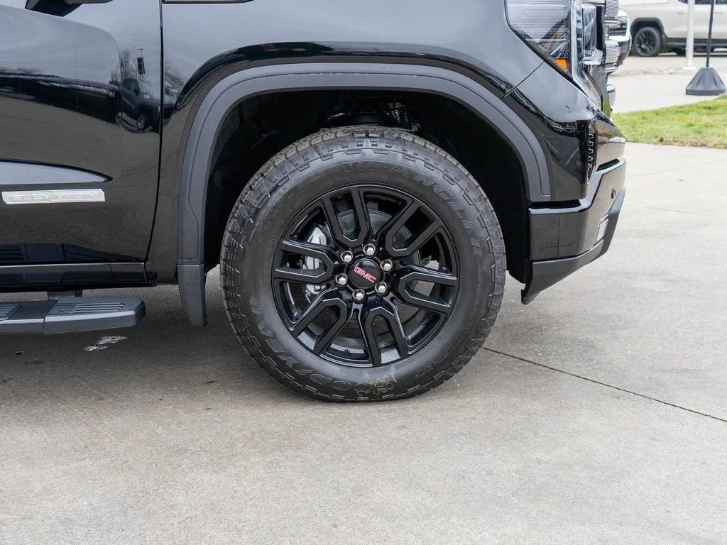 New 2026 Onyx Black GMC Elevation image 32