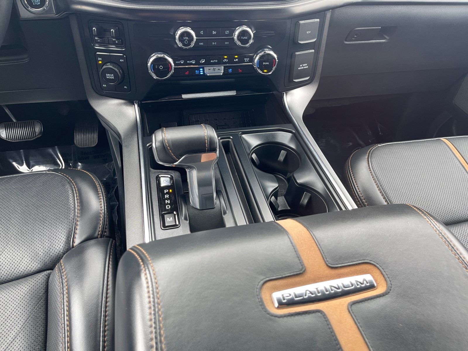2023 Ford F-150 Platinum - Photo 11