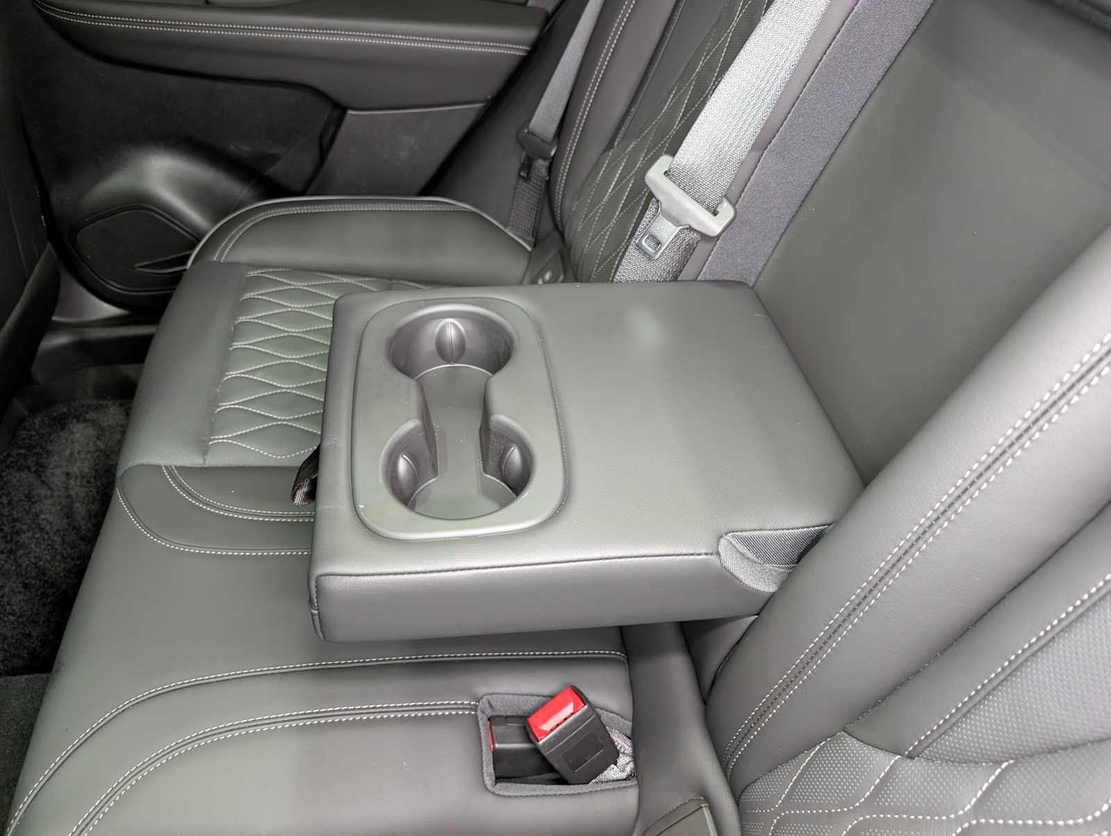 Used 2023 Ebony Twilight Metallic Buick Avenir image 18