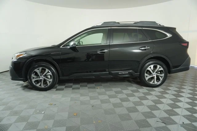 Used 2020 Crystal Black Silica Subaru Touring XT image 4